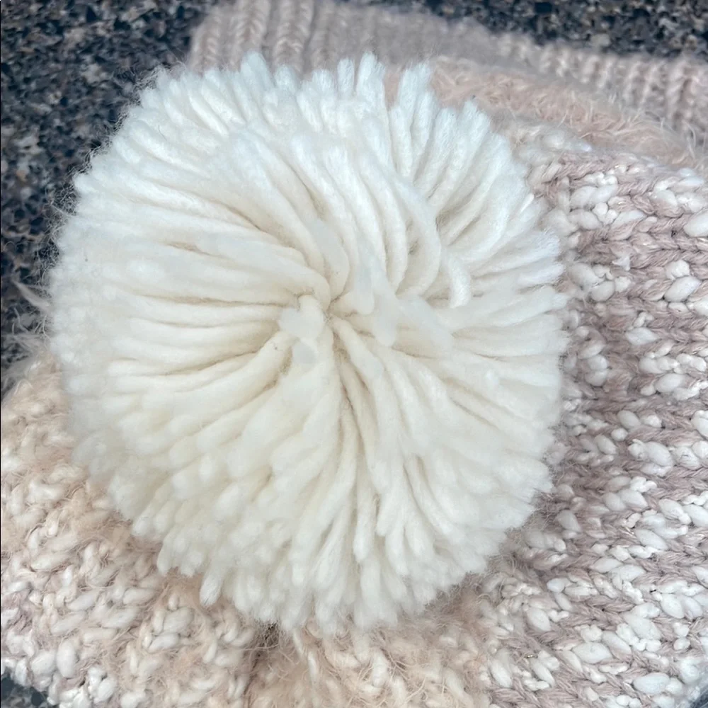 Cozy Cream Knit Pom-Pom Beanie - Picture 5 of 6
